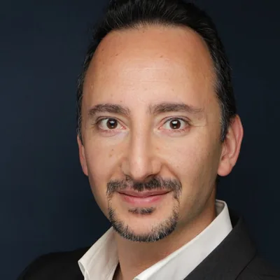 Hakan S.
